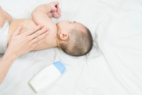 Should I Let My Newborn Sleep in Aircon Room?